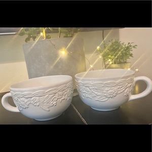 Pair of white ceramic bowls.